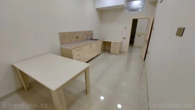 Kirayə verilir Ofis 170 m² 8 Noyabr m. - şəkil 8