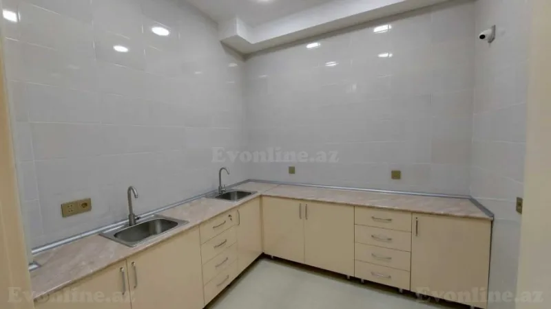 Kirayə verilir Ofis 170 m² 8 Noyabr m. - şəkil 11