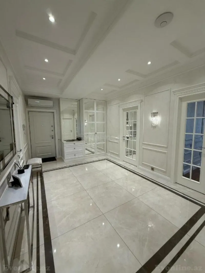 Satılır 4 otaqlı Mənzil Yeni tikili 211 m² Xətai m. - şəkil 15