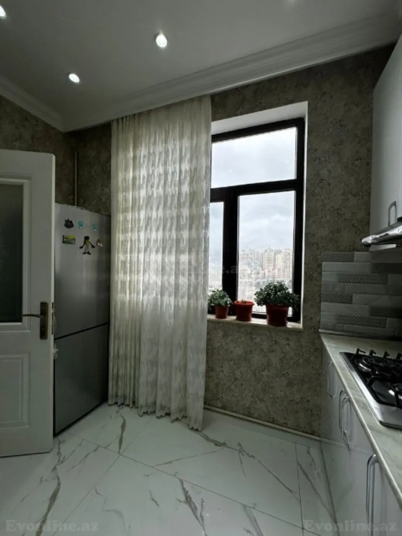 Satılır 2 otaqlı Mənzil Yeni tikili 60 m² 5-ci mikrorayon - şəkil 5