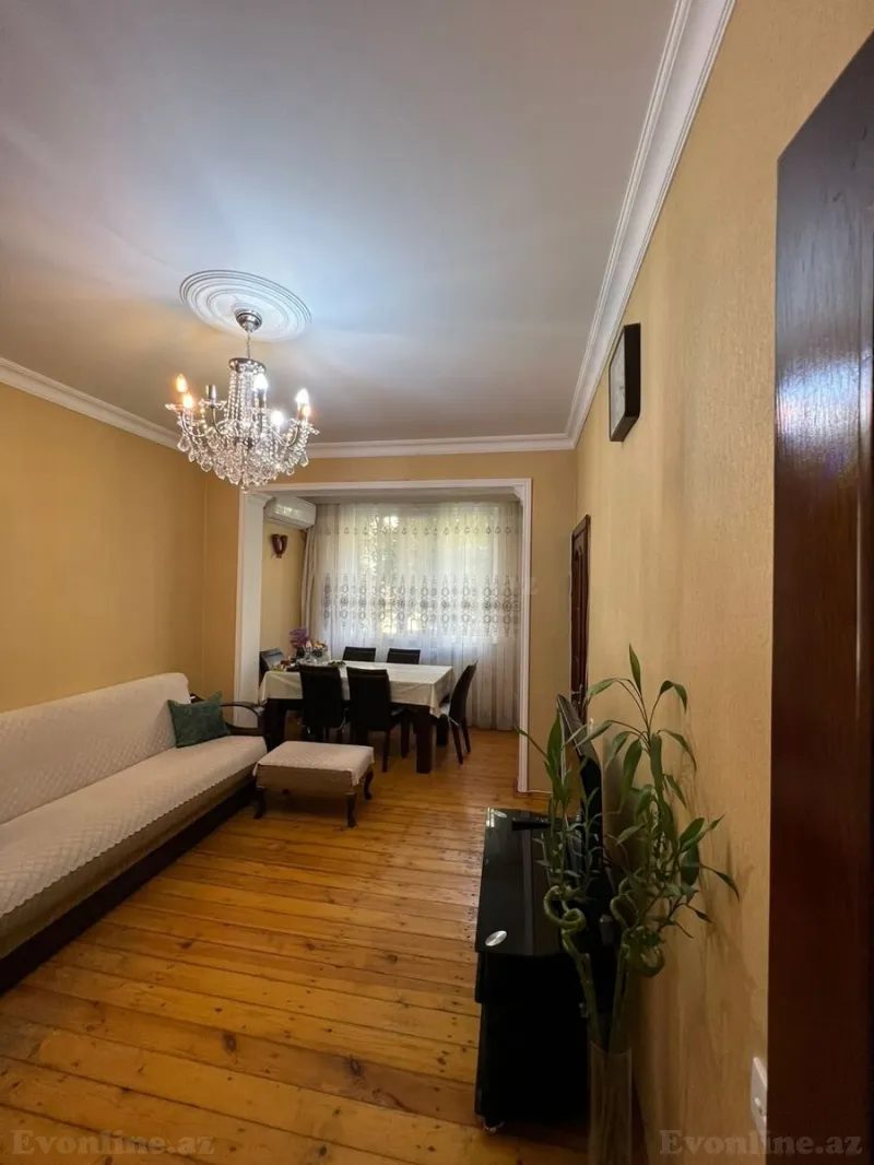 Satılır 3 otaqlı Mənzil Köhnə tikili 70 m² Gənclik m. - şəkil 3