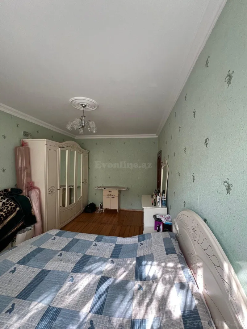 Satılır 3 otaqlı Mənzil Köhnə tikili 70 m² Gənclik m. - şəkil 5