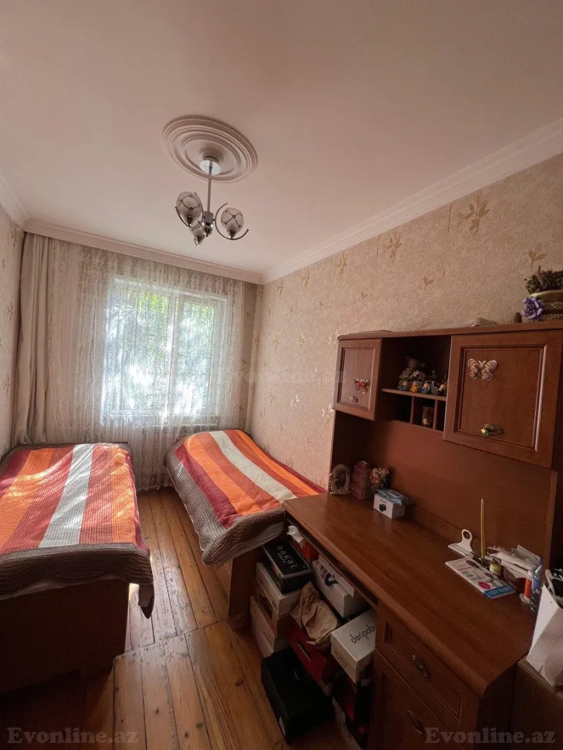 Satılır 3 otaqlı Mənzil Köhnə tikili 70 m² Gənclik m. - şəkil 6