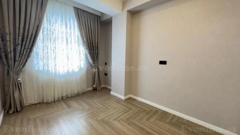 Satılır 2 otaqlı Mənzil Yeni tikili 92 m² Neftçilər m. - şəkil 3