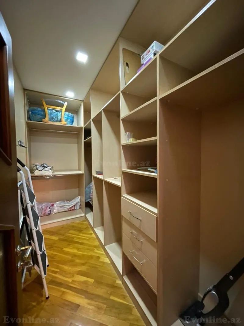 Kirayə verilir 3 otaqlı Mənzil Yeni tikili 130 m² Nərimanov r. - şəkil 8