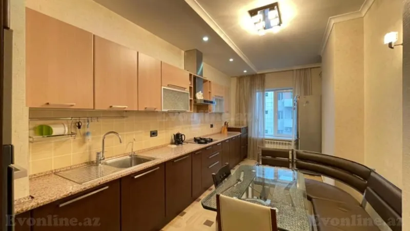 Kirayə verilir 3 otaqlı Mənzil Yeni tikili 130 m² Nərimanov r. - şəkil 10