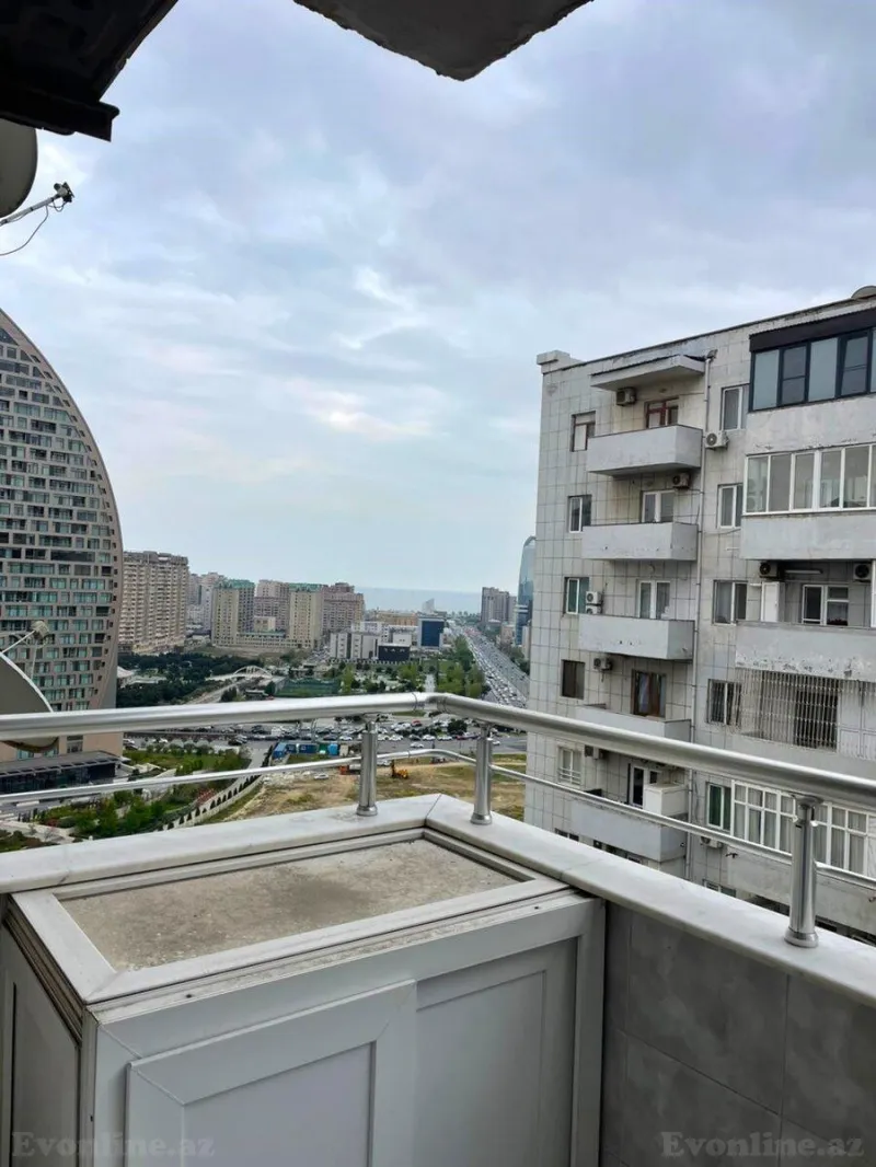 Kirayə verilir 3 otaqlı Mənzil Yeni tikili 130 m² Nərimanov r. - şəkil 12