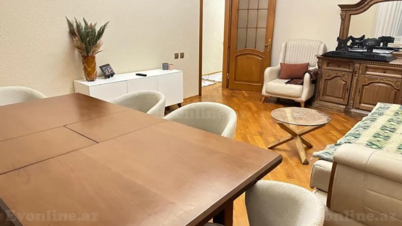 Satılır 3 otaqlı Mənzil Köhnə tikili 80 m² Nəsimi r. - şəkil 2