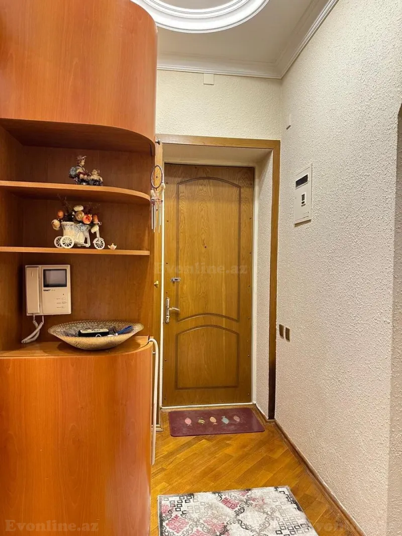 Satılır 3 otaqlı Mənzil Köhnə tikili 80 m² Nəsimi r. - şəkil 5