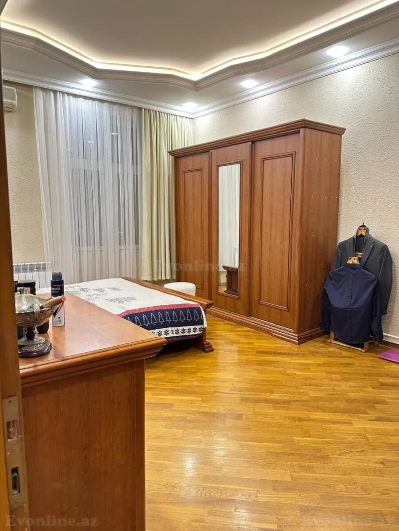 Satılır 3 otaqlı Mənzil Köhnə tikili 80 m² Nəsimi r. - şəkil 7