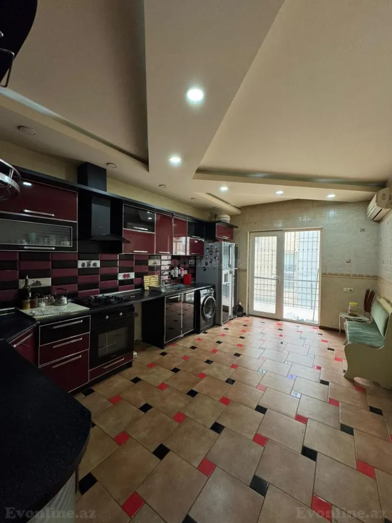 Satılır 4 otaqlı Mənzil Yeni tikili 180 m² Xətai m. - şəkil 9