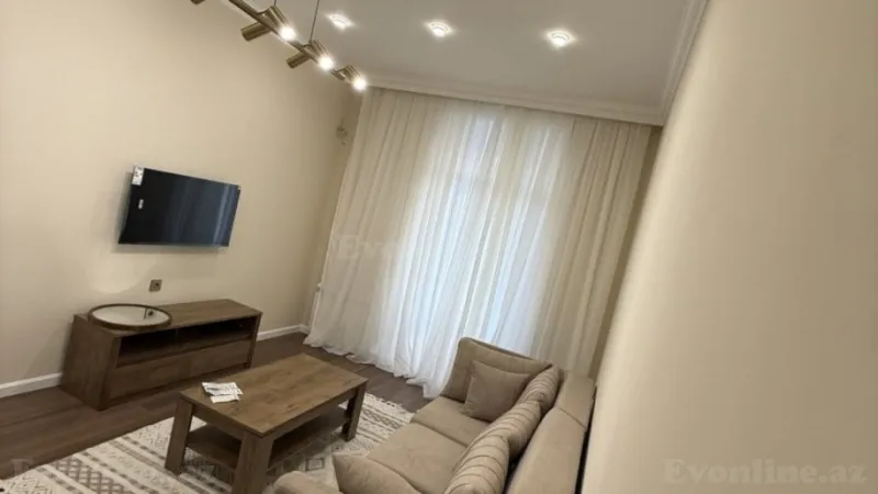 2 otaqlı Mənzil 67 m² Elmlər Akademiyası m. Satılır