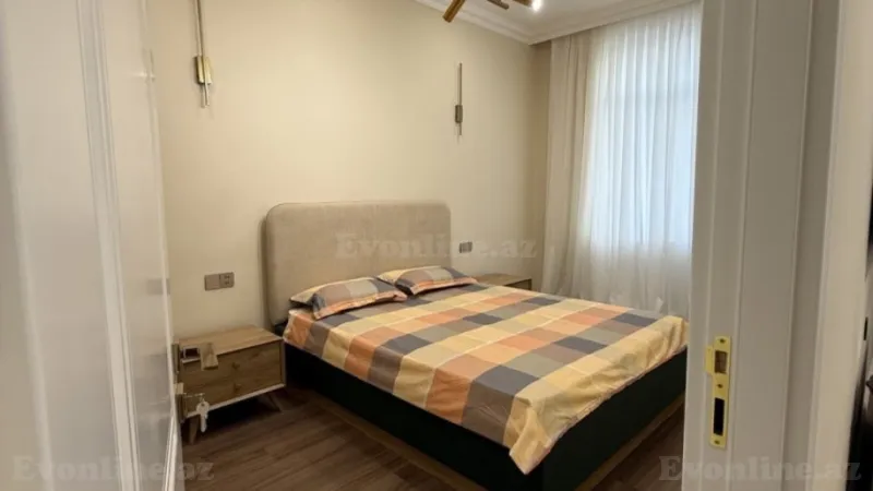 Satılır 2 otaqlı Mənzil Köhnə tikili 67 m² Elmlər Akademiyası m. - şəkil 4