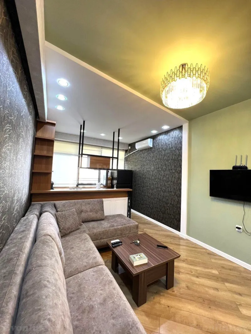 Satılır 3 otaqlı Mənzil Yeni tikili 88 m² Gənclik m. - şəkil 2