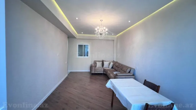 Satılır 2 otaqlı Mənzil Yeni tikili 70 m² 8 Noyabr m.