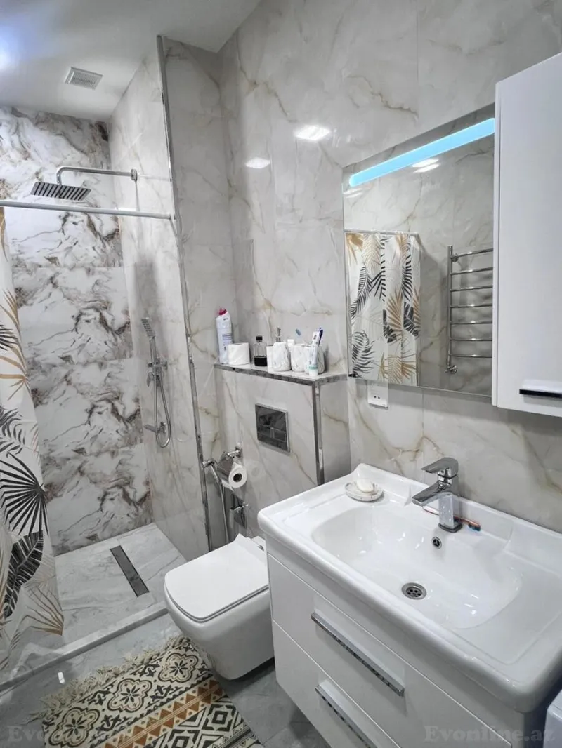 Satılır 2 otaqlı Mənzil Yeni tikili 70 m² 8 Noyabr m. - şəkil 7