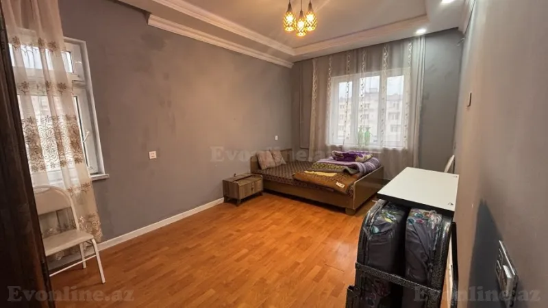 Kirayə verilir 2 otaqlı Mənzil Köhnə tikili 65 m² Yasamal r. - şəkil 3