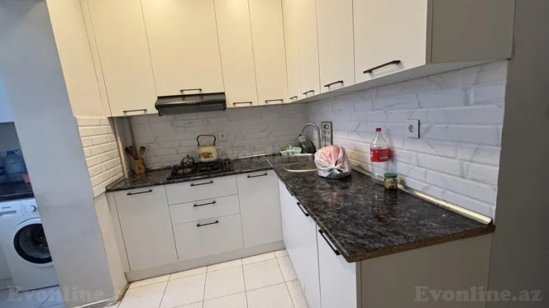 Kirayə verilir 2 otaqlı Mənzil Köhnə tikili 65 m² Yasamal r. - şəkil 5