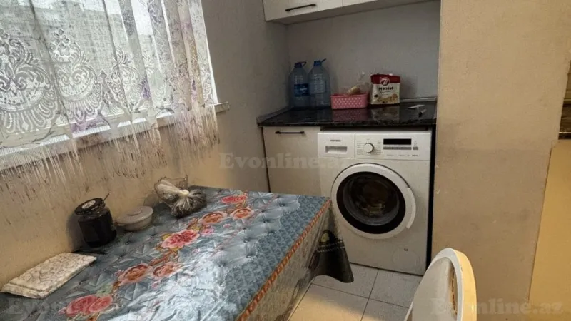 Kirayə verilir 2 otaqlı Mənzil Köhnə tikili 65 m² Yasamal r. - şəkil 6