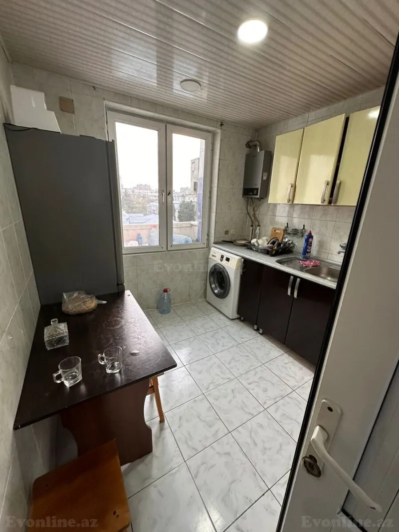 Kirayə verilir 3 otaqlı Mənzil Köhnə tikili 65 m² Gənclik m. - şəkil 6