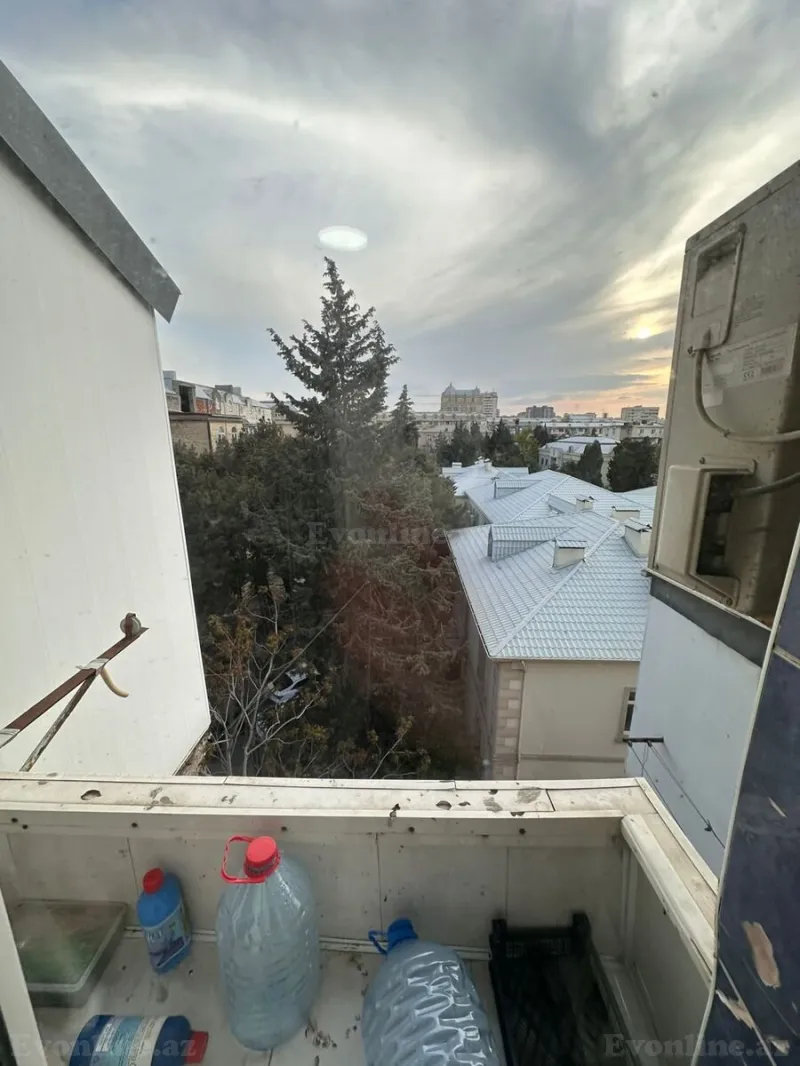 Kirayə verilir 3 otaqlı Mənzil Köhnə tikili 65 m² Gənclik m. - şəkil 8