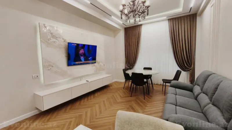 3 otaqlı Mənzil 115 m² Xətai r. Kirayə verilir