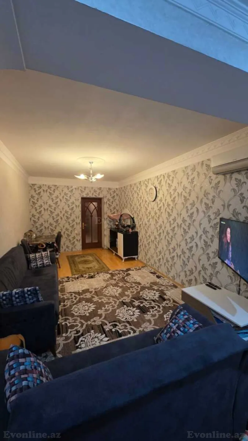 Satılır 2 otaqlı Mənzil Köhnə tikili 65 m² Xalqlar Dostluğu m. - şəkil 2