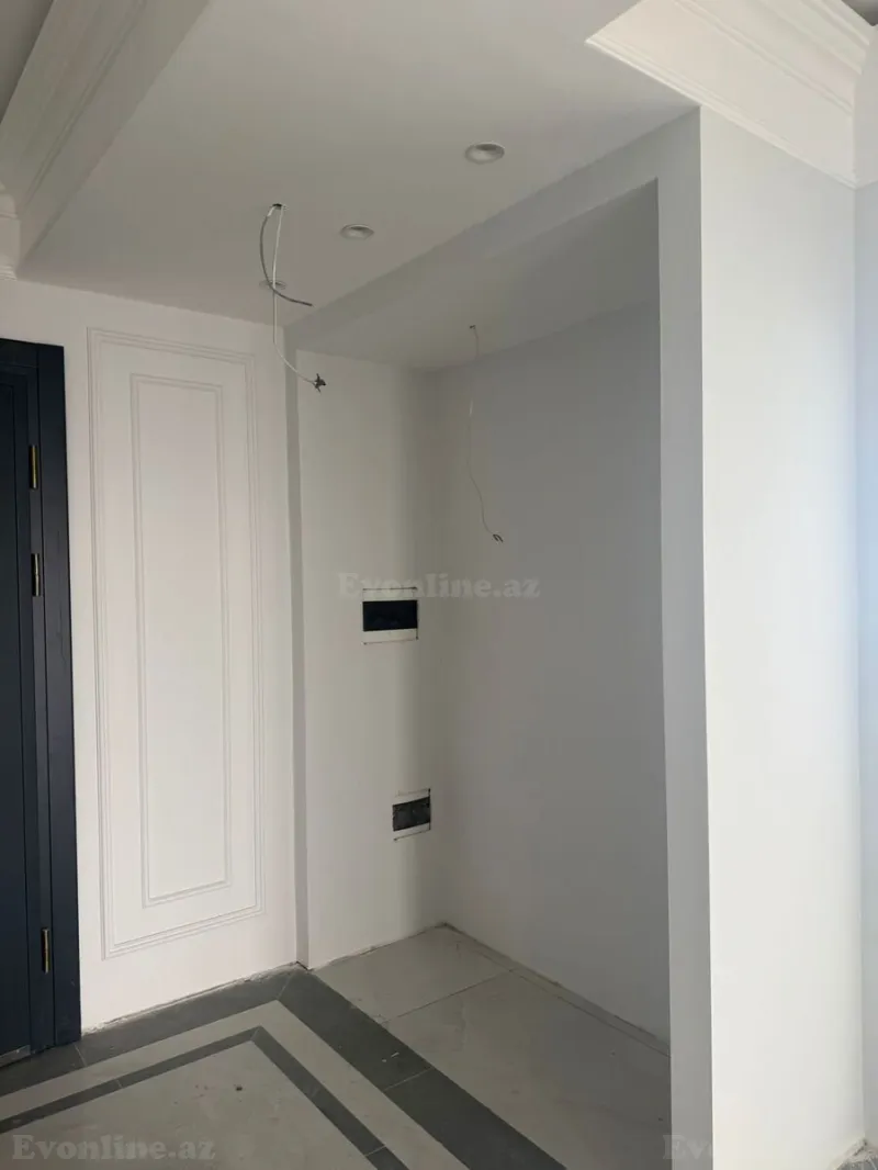 Satılır 3 otaqlı Mənzil Yeni tikili 112 m² 28 May m. - şəkil 4