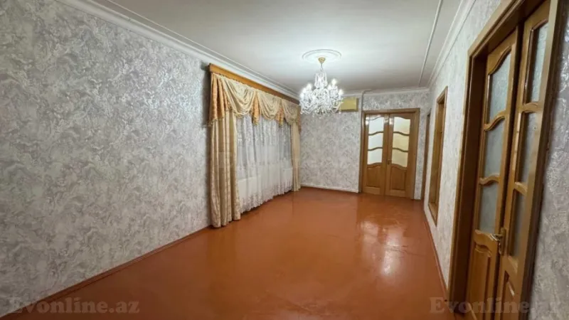 Satılır 3 otaqlı Mənzil Köhnə tikili 65 m² İçərişəhər m. - şəkil 2