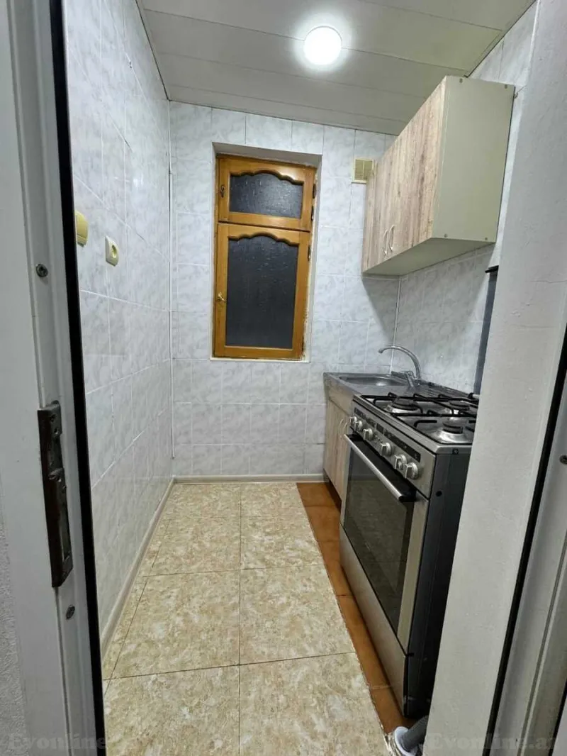Satılır 3 otaqlı Mənzil Köhnə tikili 65 m² İçərişəhər m. - şəkil 14