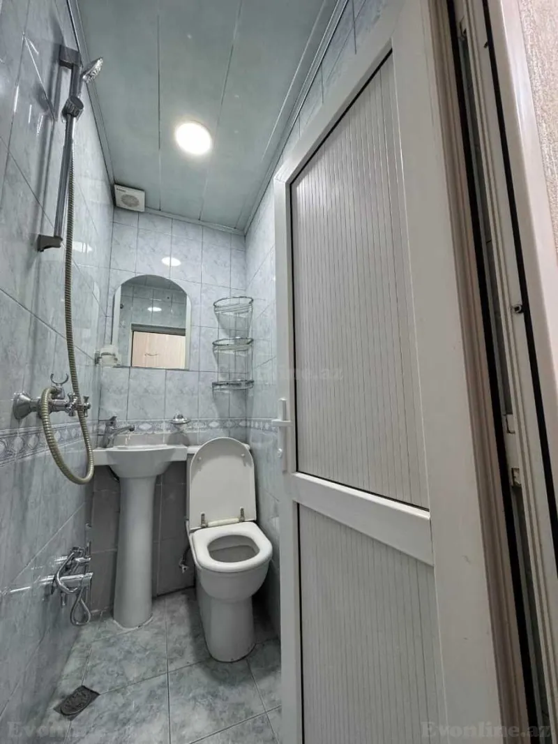 Satılır 3 otaqlı Mənzil Köhnə tikili 65 m² İçərişəhər m. - şəkil 15