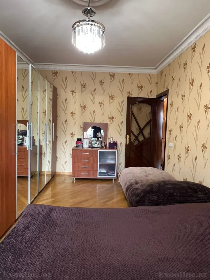 Satılır 3 otaqlı Mənzil Köhnə tikili 90 m² Memar Əcəmi m. - şəkil 2