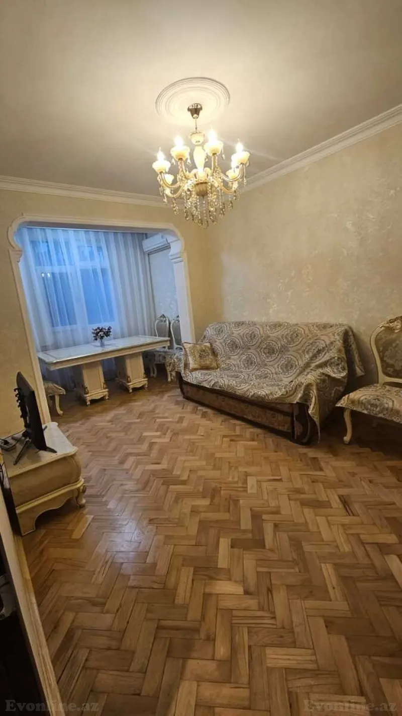 Satılır 2 otaqlı Mənzil Köhnə tikili 60 m² 20 Yanvar m. - şəkil 2