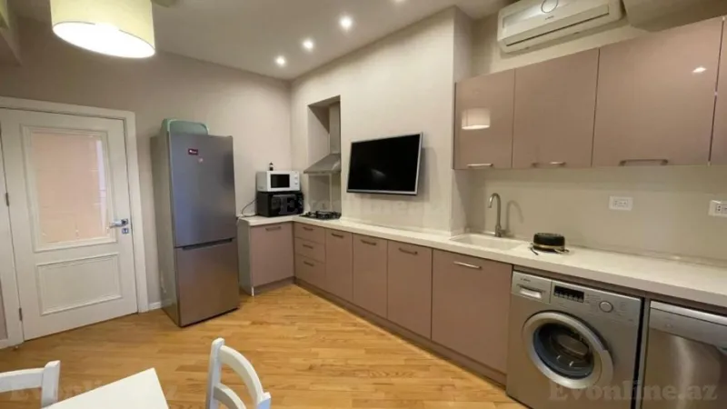 Kirayə verilir 2 otaqlı Mənzil Yeni tikili 91 m² Xətai m. - şəkil 19