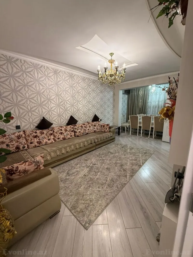 3 otaqlı Mənzil 80 m² 4-cü mikrorayon Satılır