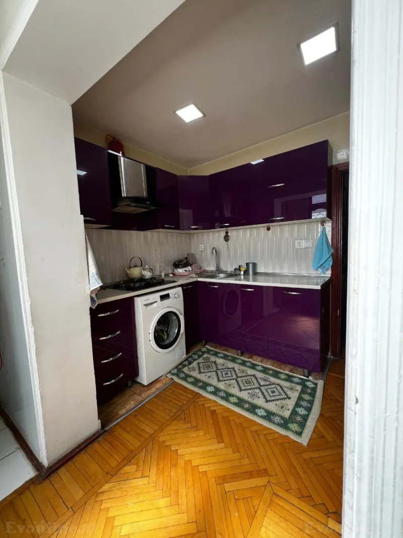 Satılır 5 otaqlı Mənzil Köhnə tikili 125 m² İnşaatçılar m. - şəkil 12