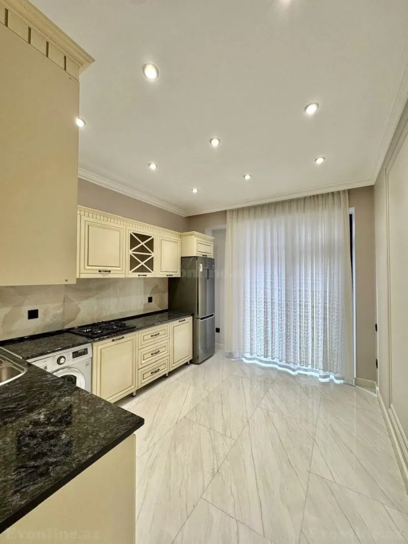 Satılır 3 otaqlı Mənzil Yeni tikili 148 m² 8 Noyabr m. - şəkil 9