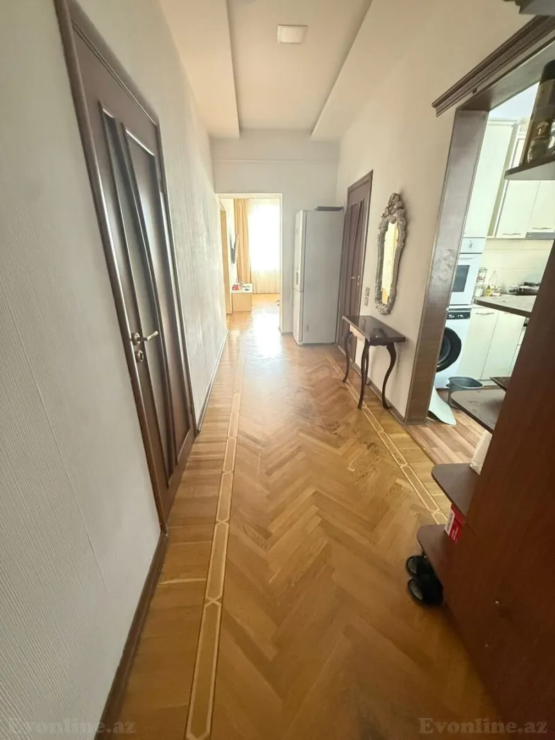 Satılır 3 otaqlı Mənzil Köhnə tikili 90 m² İçərişəhər m. - şəkil 8