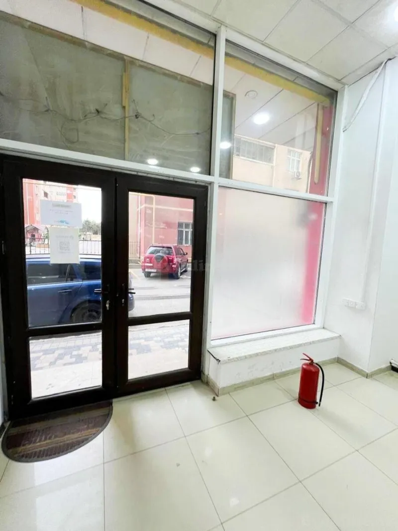 Kirayə verilir Obyekt 210 m² Neftçilər m. - şəkil 13