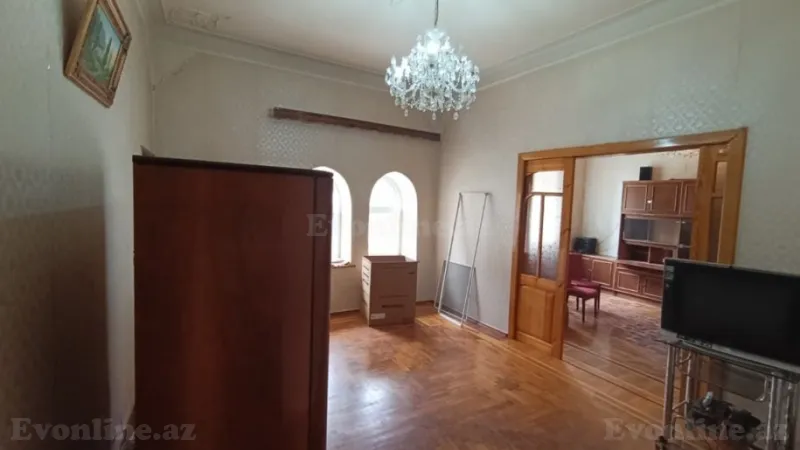 Satılır 2 otaqlı Mənzil Köhnə tikili 60 m² 28 May m. - şəkil 5