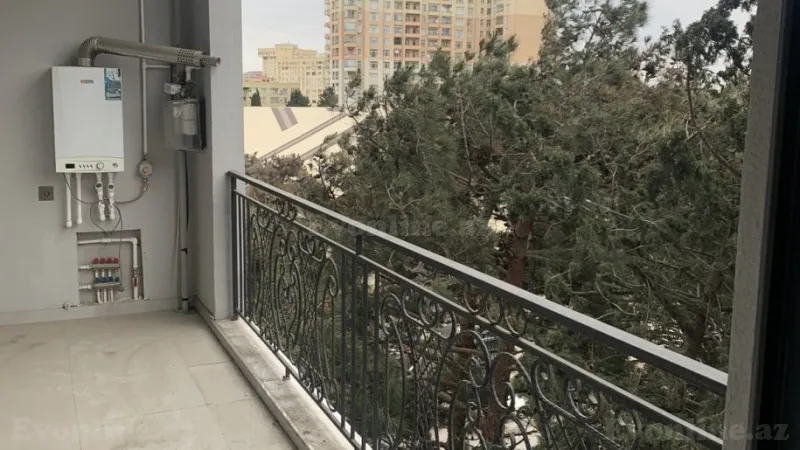 Satılır 2 otaqlı Mənzil Yeni tikili 90 m² 1-ci mikrorayon - şəkil 10