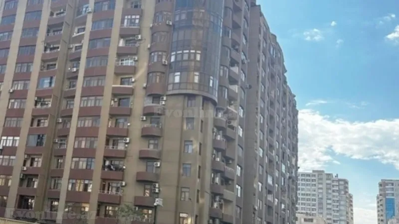 4 otaqlı Mənzil 110 m² Xətai m. Satılır