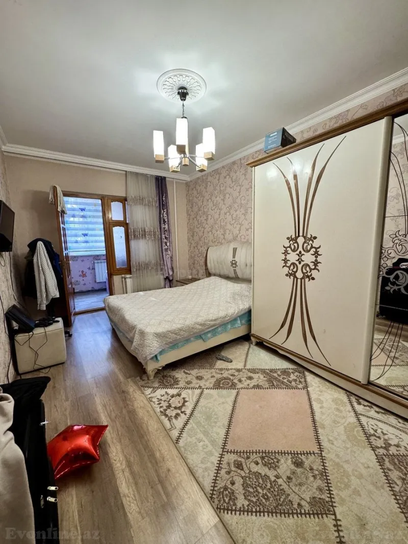 Satılır 3 otaqlı Mənzil Köhnə tikili 90 m² Yeni Yasamal - şəkil 4
