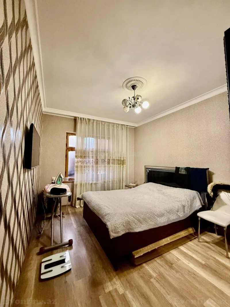 Satılır 3 otaqlı Mənzil Köhnə tikili 90 m² Yeni Yasamal - şəkil 5