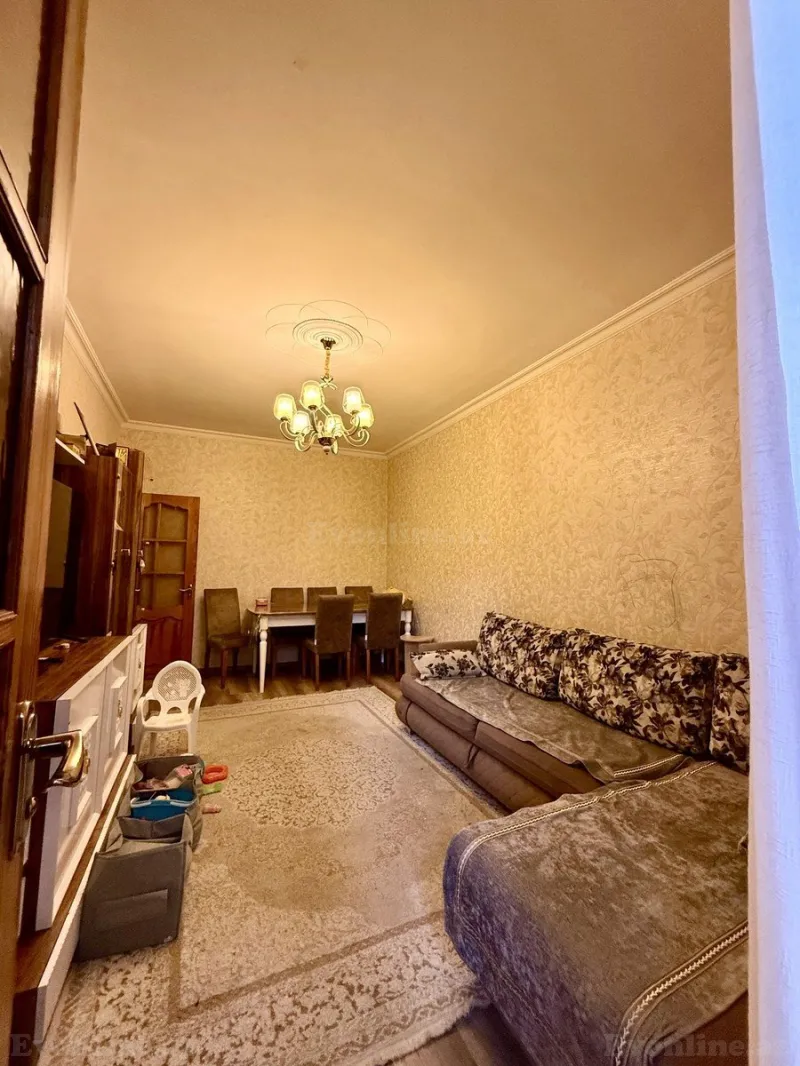 Satılır 3 otaqlı Mənzil Köhnə tikili 90 m² Yeni Yasamal - şəkil 13