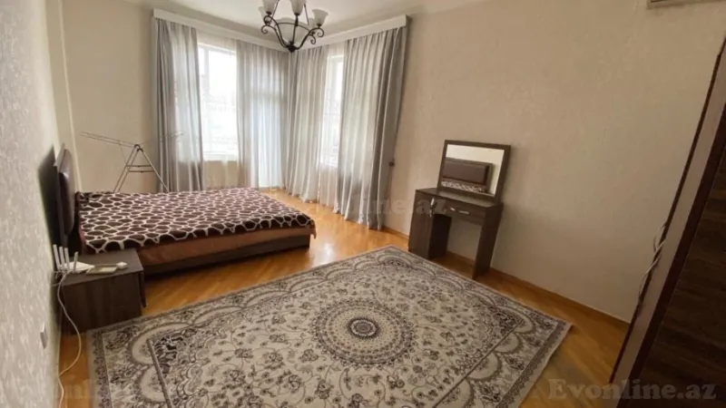 Kirayə verilir 4 otaqlı Mənzil Yeni tikili 230 m² 28 May m. - şəkil 3