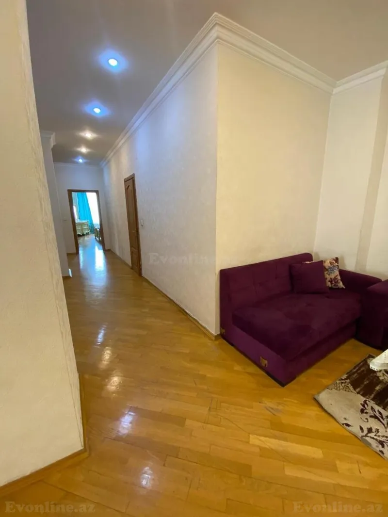 Kirayə verilir 4 otaqlı Mənzil Yeni tikili 230 m² 28 May m. - şəkil 16