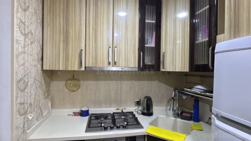 Kirayə verilir 3 otaqlı Mənzil Köhnə tikili 88 m² İnşaatçılar m. - şəkil 4