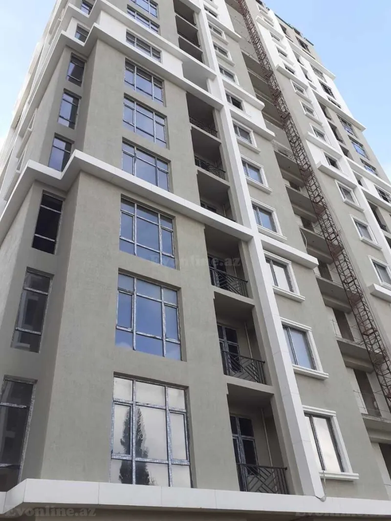 Satılır 3 otaqlı Mənzil Yeni tikili 96 m² Səbail r. - şəkil 2