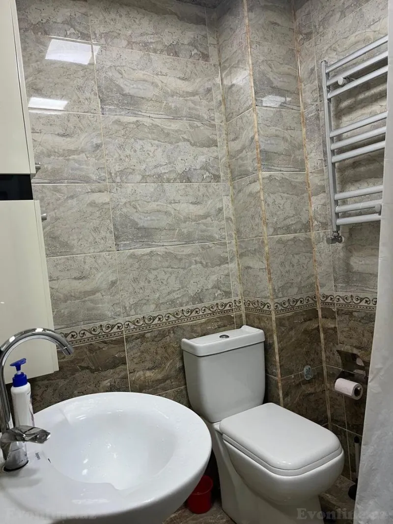 Kirayə verilir 2 otaqlı Mənzil Köhnə tikili 42 m² İçərişəhər m. - şəkil 7